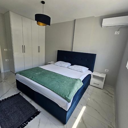 Amazing Sea View Apartment Sarandë Eksteriør bilde