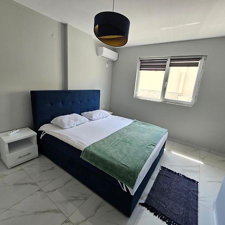 Amazing Sea View Apartment Sarandë Eksteriør bilde