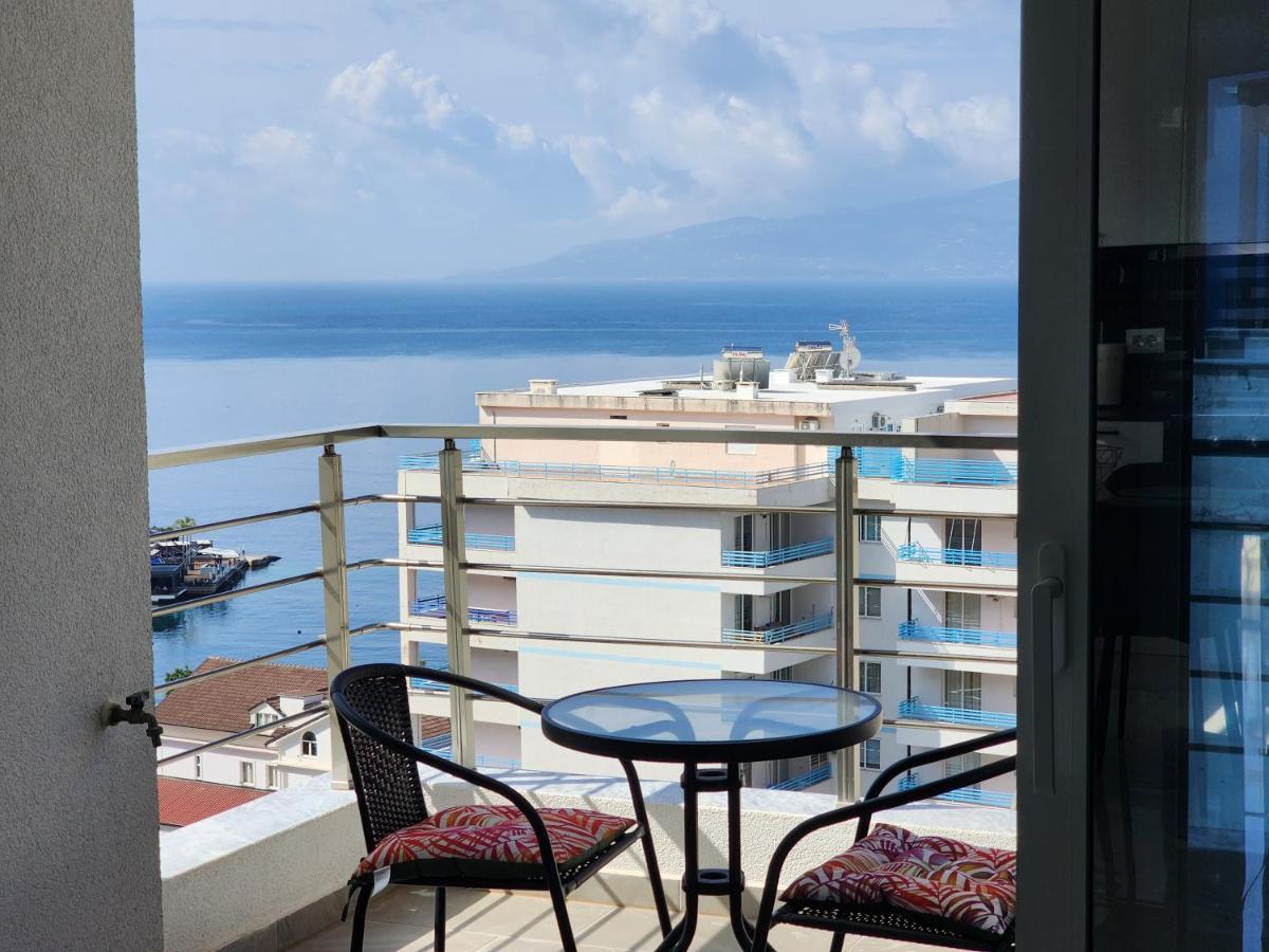 Amazing Sea View Apartment Sarandë Eksteriør bilde